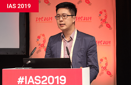 Jason Ong, durante su presentación en la IAS 2019. Foto: Roger Pebody. 